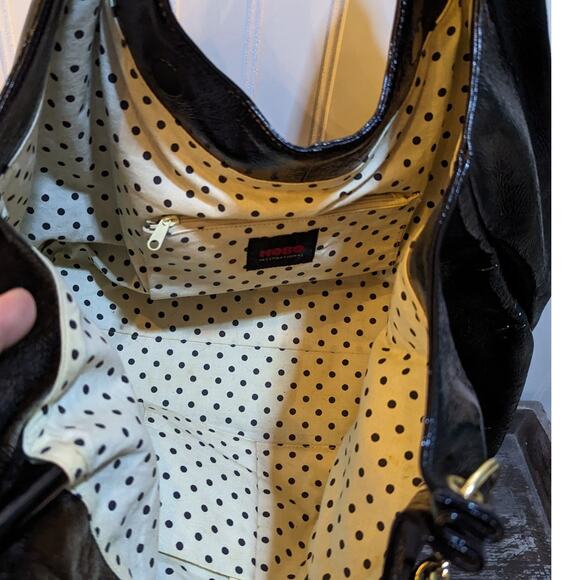 Hobo International Black Patent Leather Should Bag with Gold Hardware - Picture 4 of 8